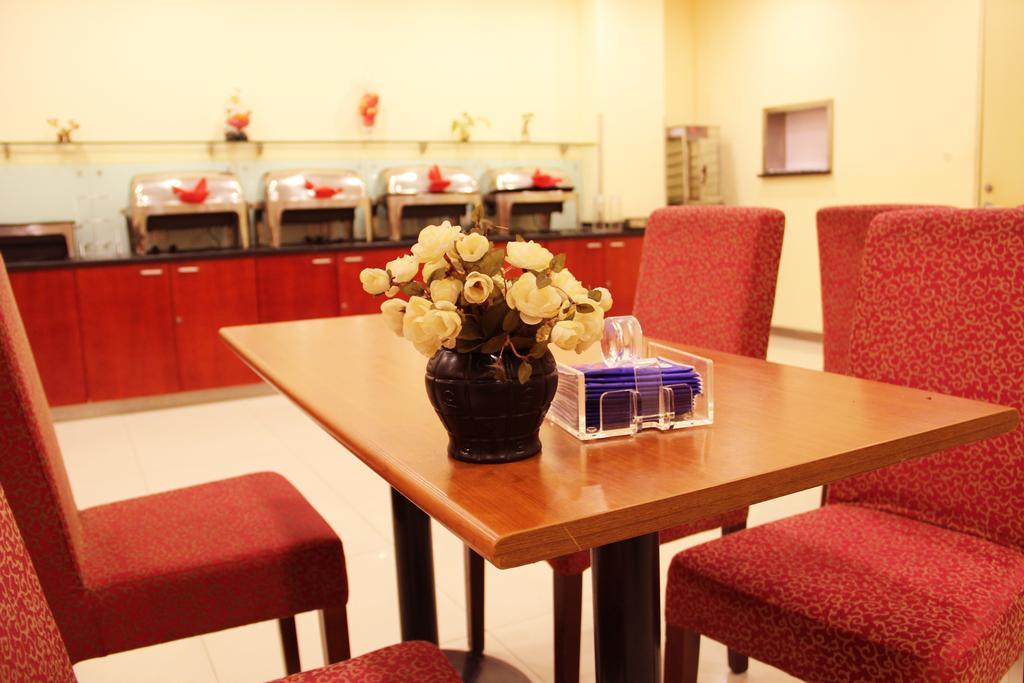 Hanting Express Wuxi Dongjiang Xindong Square Wuxi (Jiangsu) Exterior photo